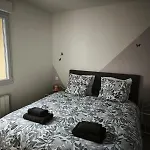 Sweet Omaha Maison Spacieuse Avec Jardin Clos Belle Terrasse Amenagee, 4 2 Sdb 2 Wc Parking Privatif 2 Kms D'omaha Beach, 5 Mn En Voiture Superette, Proche Port En Bessin סן-לוראן-סור-מר