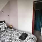 בית נופש Sweet Omaha Maison Spacieuse Avec Jardin Clos Belle Terrasse Amenagee, 4 2 Sdb 2 Wc Parking Privatif 2 Kms D'omaha Beach, 5 Mn En Voiture Superette, Proche Port En Bessin סן-לוראן-סור-מר