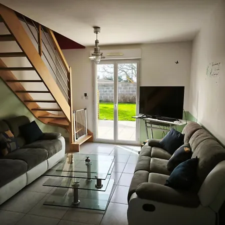 Sweet Omaha Maison Spacieuse Avec Jardin Clos Belle Terrasse Amenagee, 4 2 Sdb 2 Wc Parking Privatif 2 Kms D'omaha Beach, 5 Mn En Voiture Superette, Proche Port En Bessin