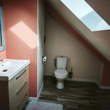 Sweet Omaha Maison Spacieuse Bien Equipee, Dotee D'Un Poele A Granules, Avec Jardin Clos Belle Terrasse Amenagee, 4 Chambres 2 Sdb 2 Wc Parking Privatif 2 Kms Plage D'Omaha Beach, 5 Mn En Voiture Superette, Proche Port En Bessin Et Bayeux *