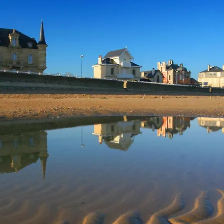 Prázdninový dům Sweet Omaha Maison Bien Equipee, Poele A Granules, Chiens Bienvenus, Avec Jardin Clos Belle Terrasse Amenagee, 4 Dont 2 Au Rdc, 2 Wc, Parking Privatif 2 Kms D'omaha Beach, 5 Mn En Voiture Superette, Proche Port En Bessin Et Bayeux *