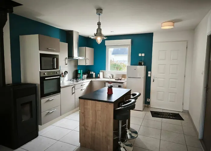 Tatil Evi Sweet Omaha Maison Spacieuse Avec Jardin Clos Belle Terrasse 4 2 Sdb 2 Wc Parking Privatif 2 Kms D'omaha Beach, 5 Mn En Voiture Superette, Proche Port En Bessin *